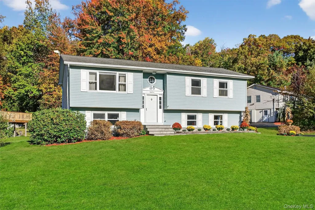 18 Rondack Road Middletown NY 10941