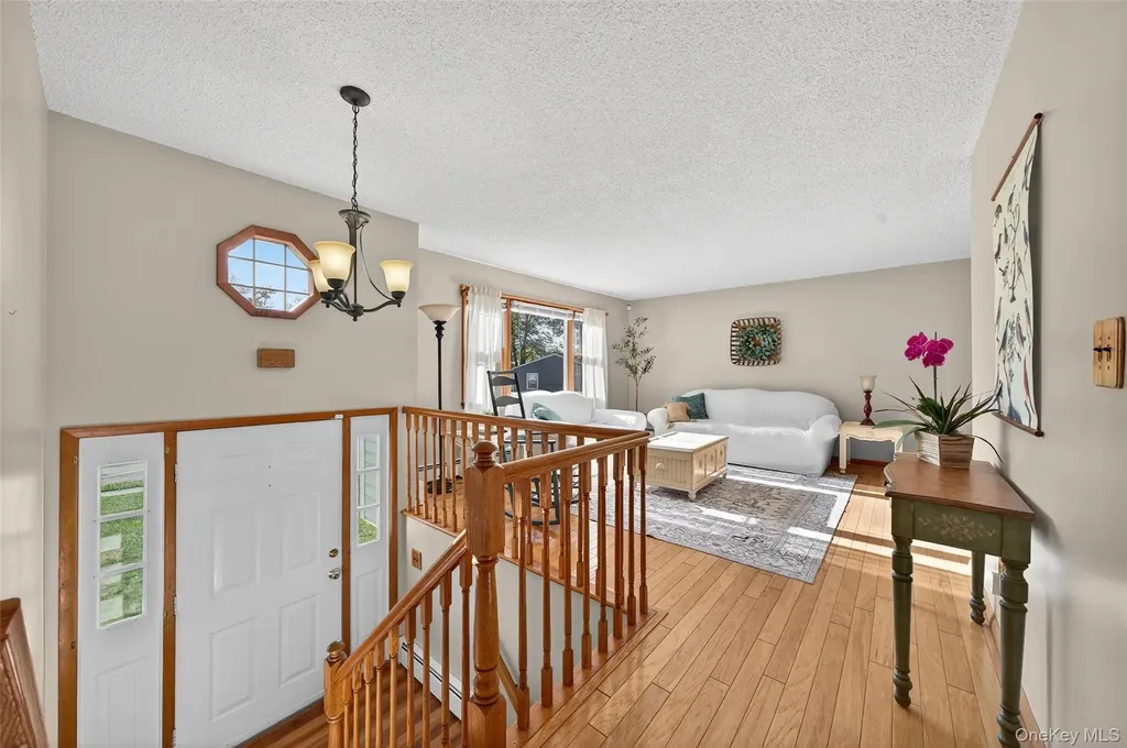 18 Rondack Road Middletown NY 10941