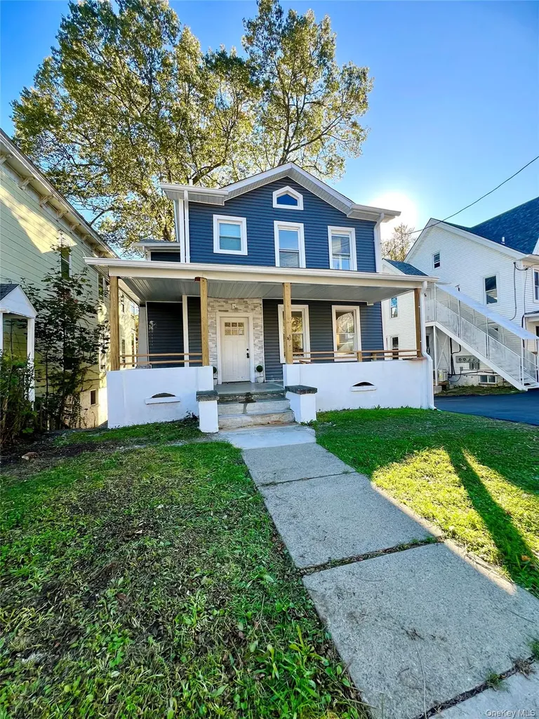 126 W Main Street Middletown NY 10940