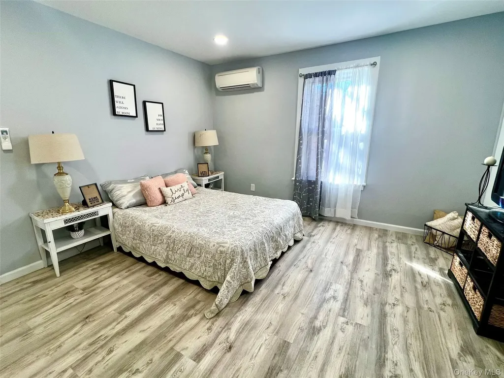 126 W Main Street Middletown NY 10940