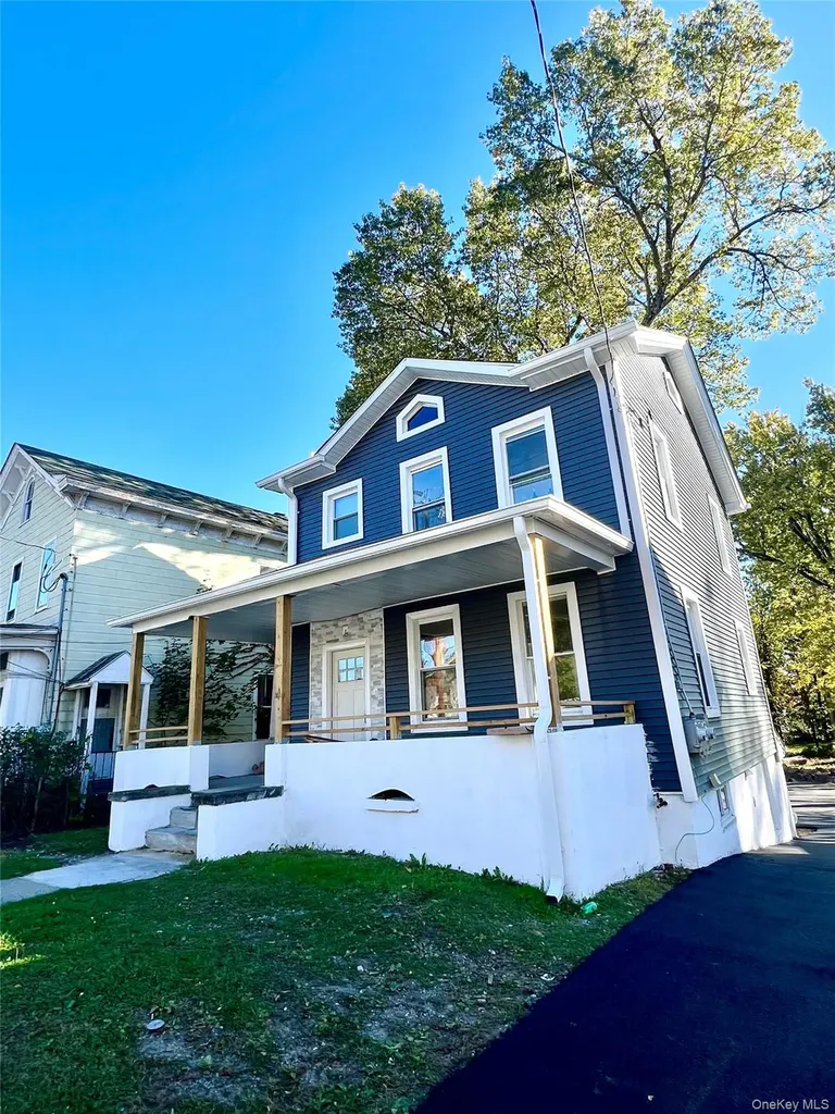 126 W Main Street Middletown NY 10940