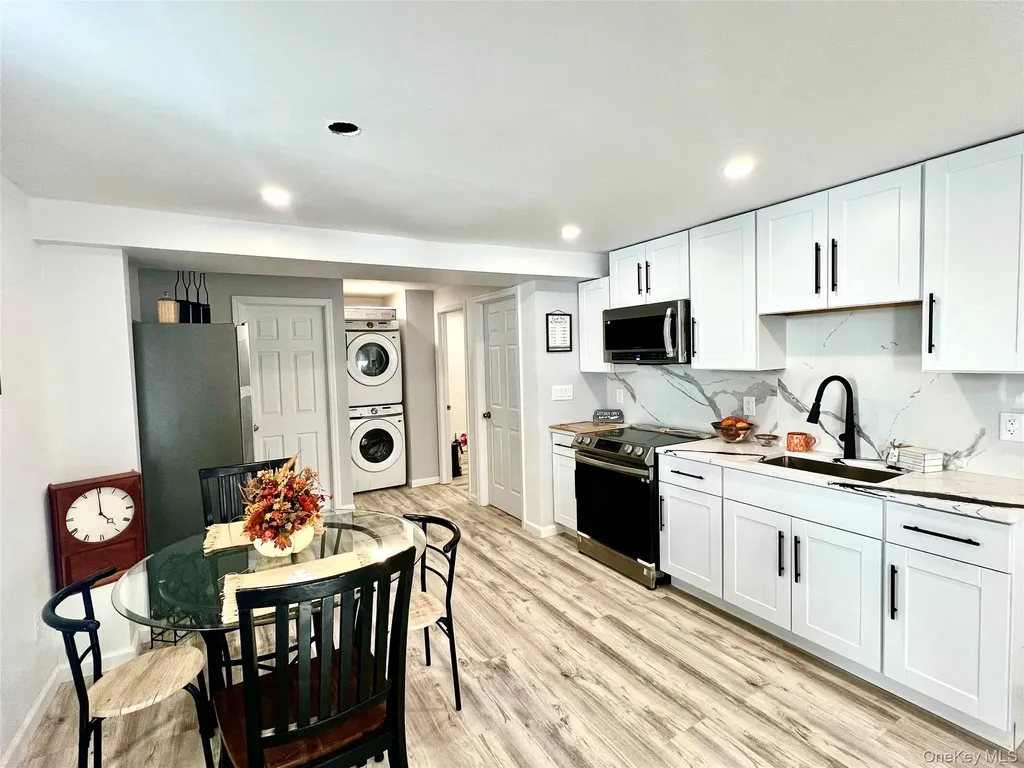 126 W Main Street Middletown NY 10940