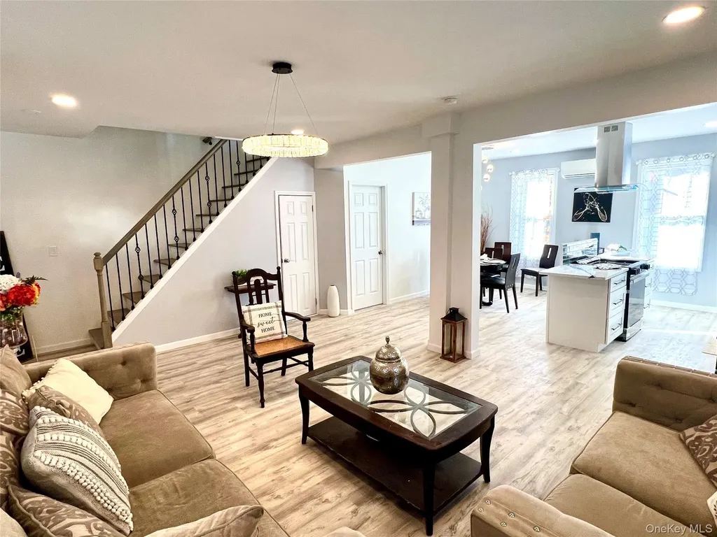 126 W Main Street Middletown NY 10940