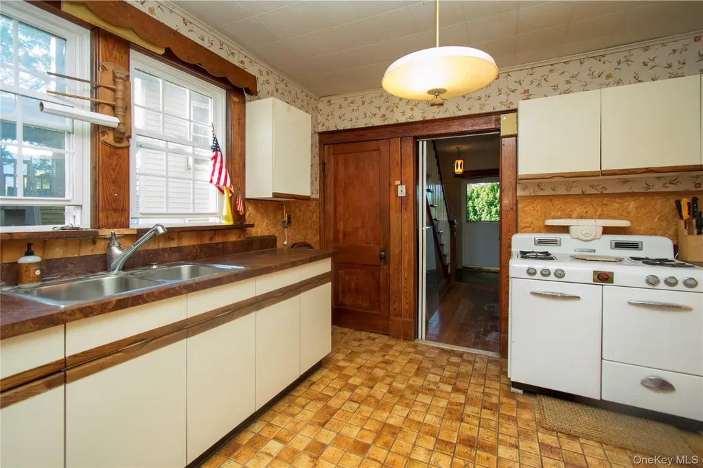 93 Kent Street Beacon NY 12508