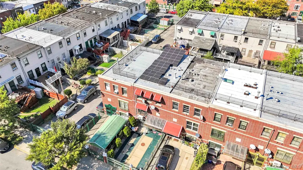 49 Hull Street Brooklyn NY 11233