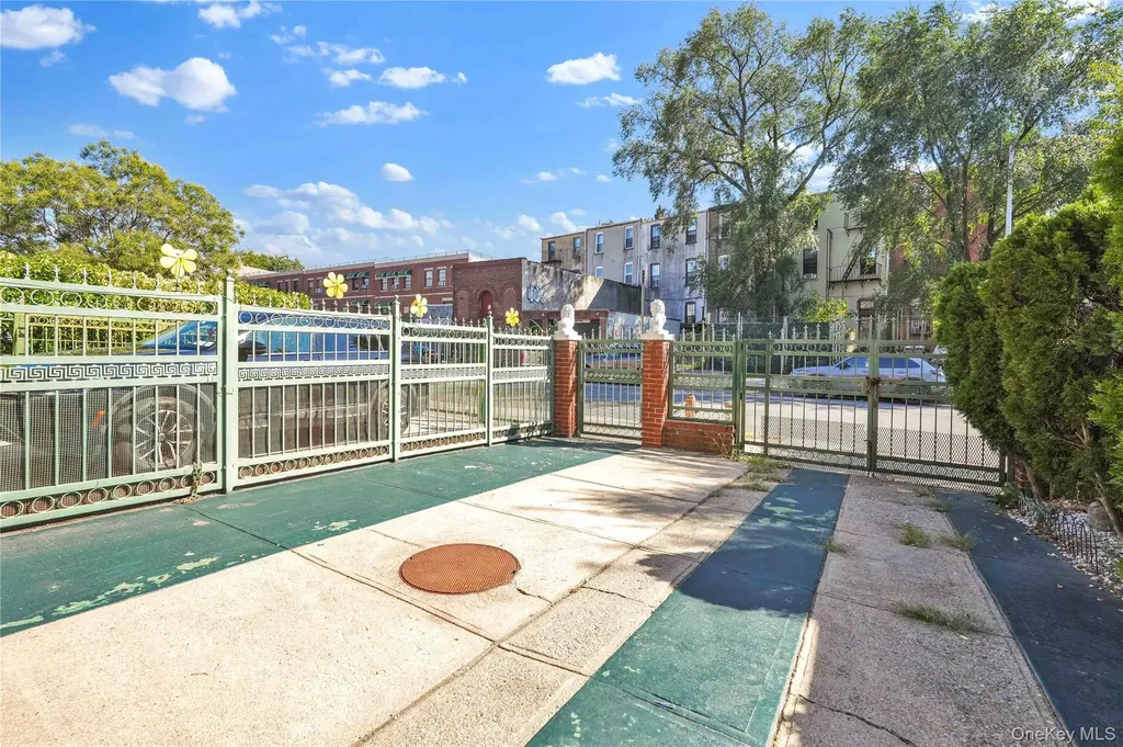 49 Hull Street Brooklyn NY 11233