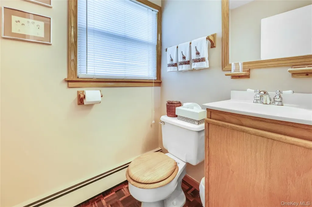7 Park Circle Cedarhurst NY 11516
