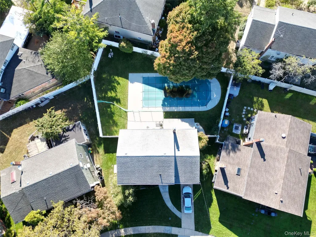 7 Park Circle Cedarhurst NY 11516