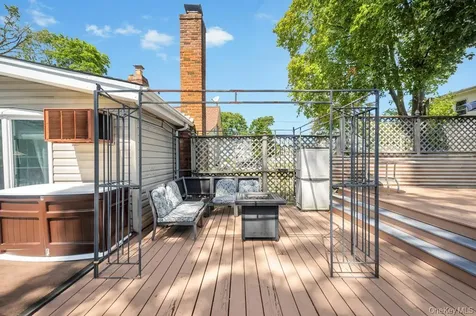 940 Union Street Bohemia NY 11716