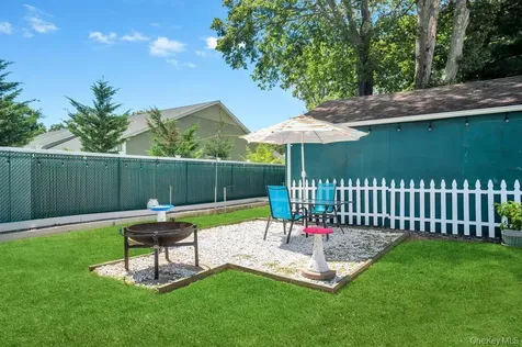 940 Union Street Bohemia NY 11716