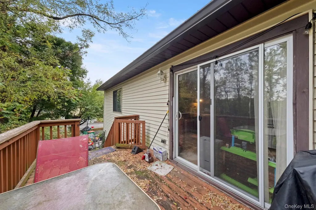 4 Verven Road Poughkeepsie NY 12603