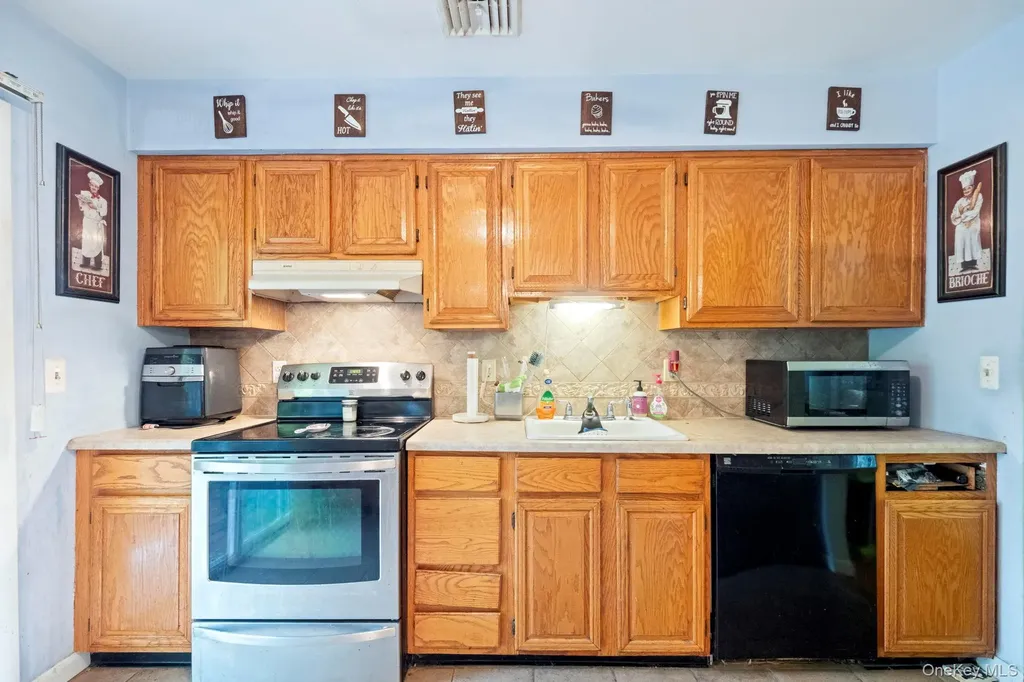4 Verven Road Poughkeepsie NY 12603