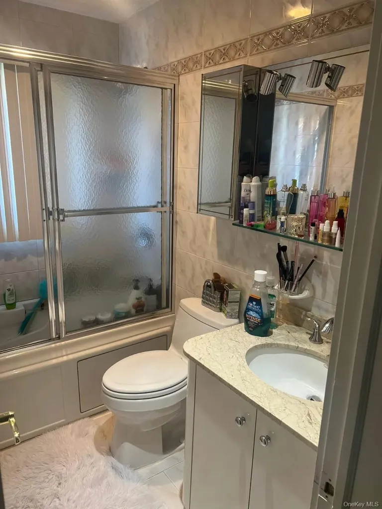 89-08 164 Avenue Howard Beach NY 11414