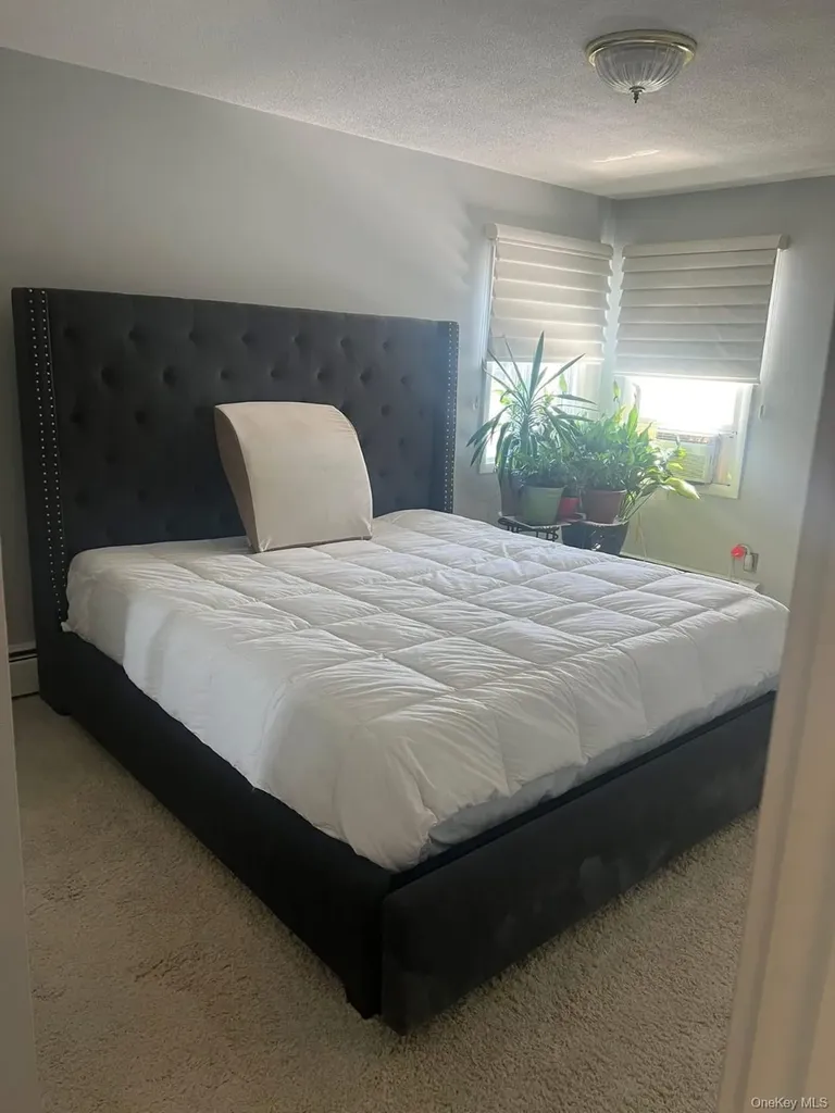 89-08 164 Avenue Howard Beach NY 11414
