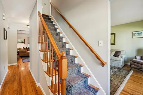 319 Bliss Lane Valley Cottage NY 10989