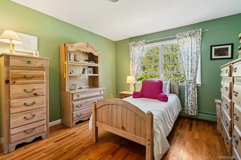 319 Bliss Lane Valley Cottage NY 10989