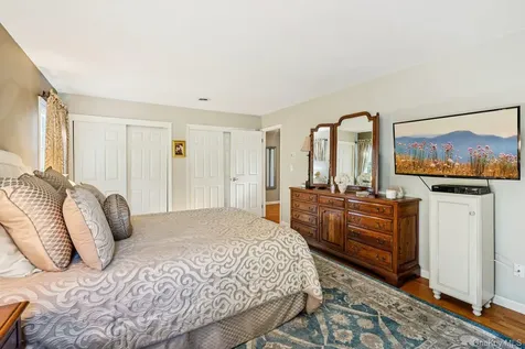 319 Bliss Lane Valley Cottage NY 10989