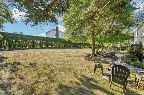 319 Bliss Lane Valley Cottage NY 10989