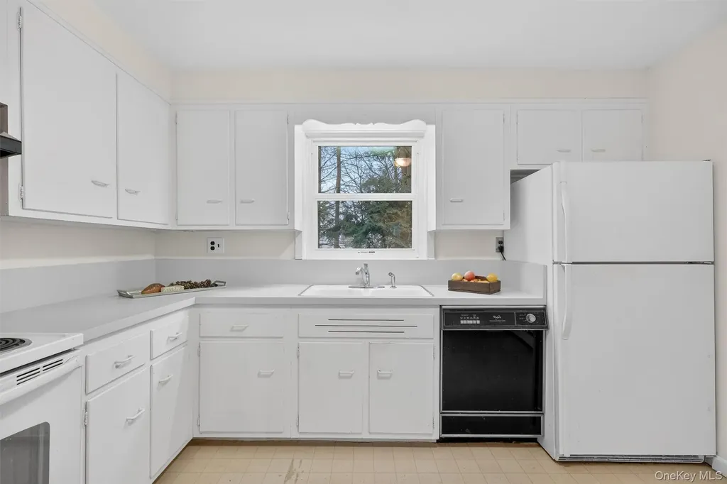 17 Townsend Boulevard Pawling NY 12564