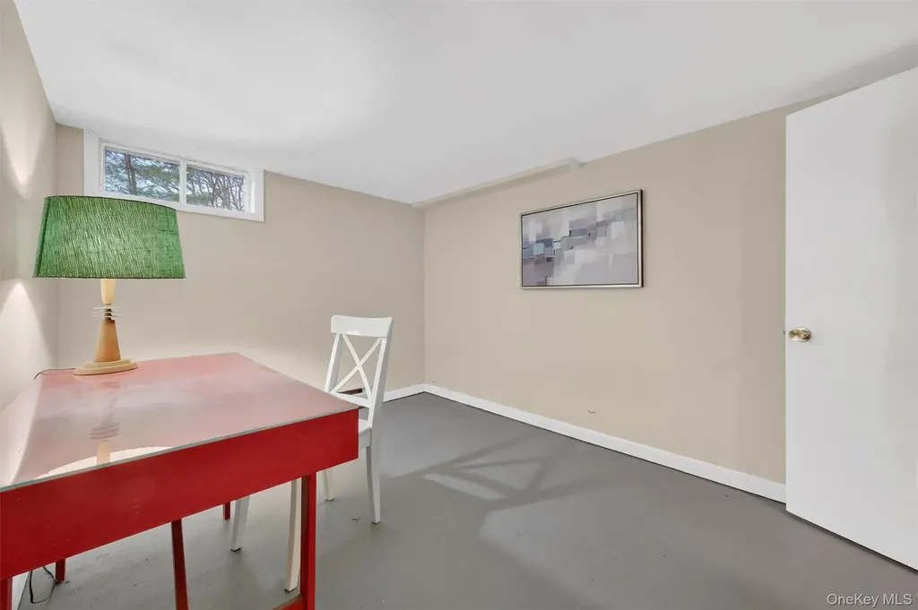 17 Townsend Boulevard Pawling NY 12564
