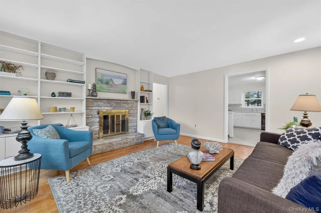 17 Townsend Boulevard Pawling NY 12564