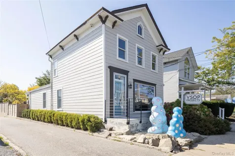 311 Front Street Greenport NY 11944