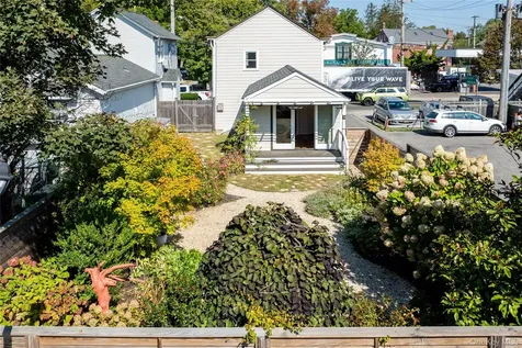 311 Front Street Greenport NY 11944