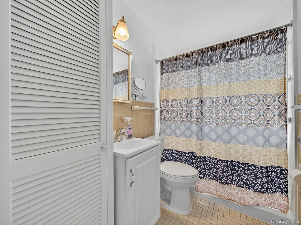 14 Staubitz Avenue Pearl River NY 10965