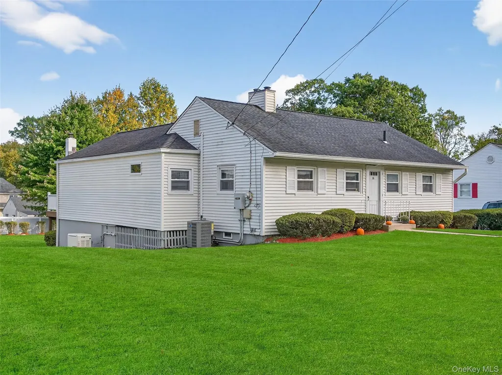 14 Staubitz Avenue Pearl River NY 10965