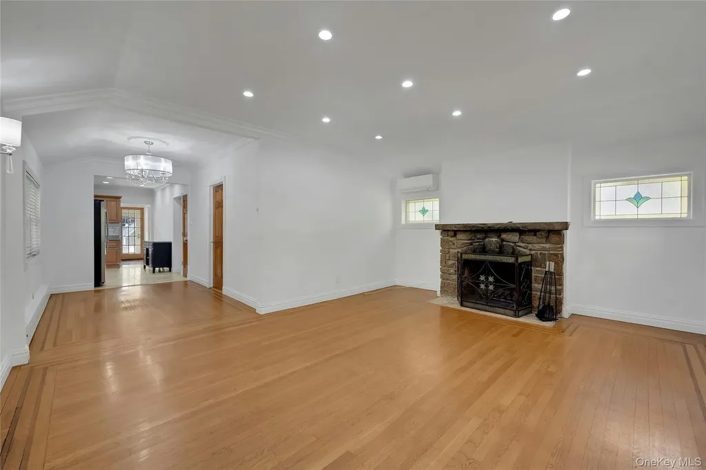 4408 Locust Point Drive Bronx NY 10465