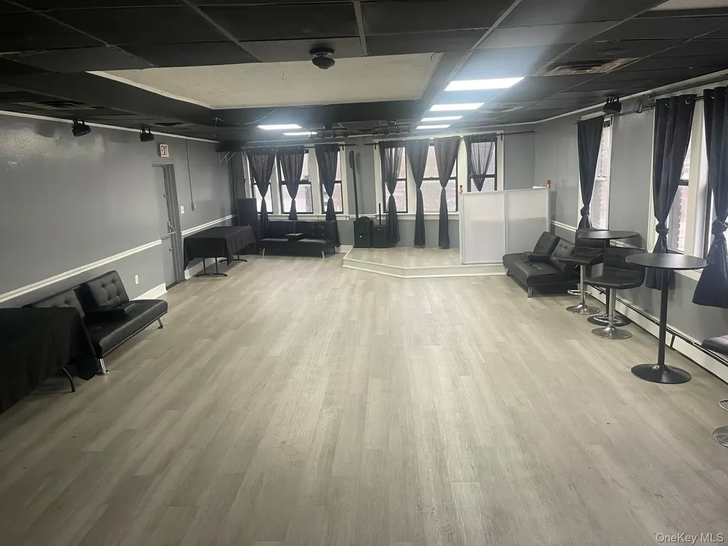 130 E 1st Street Mount Vernon NY 10550