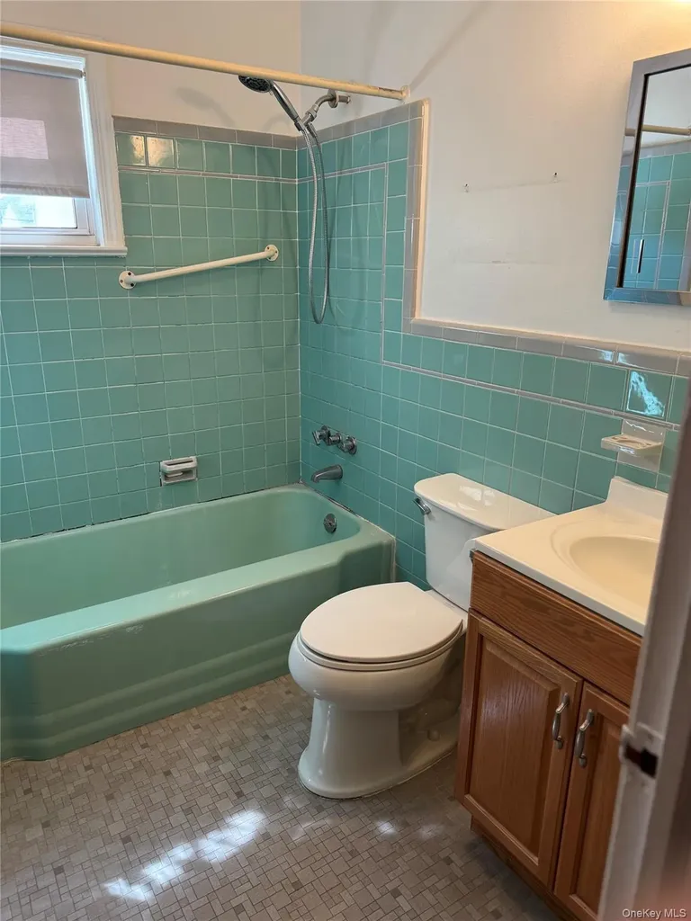 47 Brewster Avenue Yonkers NY 10701