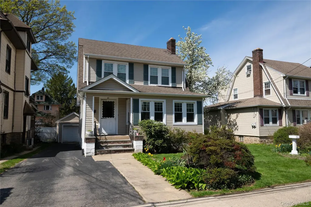 30 Lispenard Avenue New Rochelle NY 10801