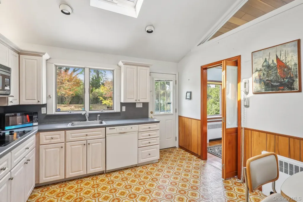 43 Landing Road Huntington NY 11743