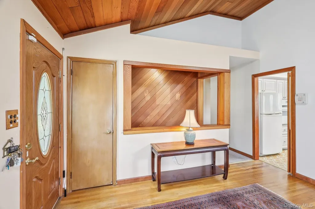 43 Landing Road Huntington NY 11743