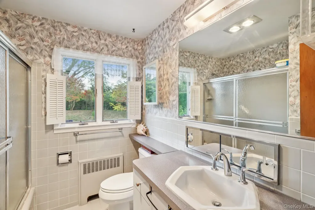 43 Landing Road Huntington NY 11743