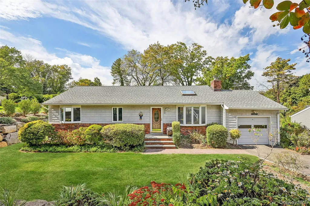 43 Landing Road Huntington NY 11743
