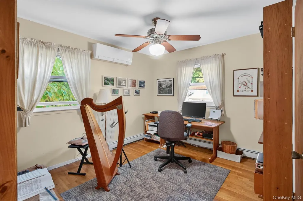102 Sutton Park Road Poughkeepsie NY 12603