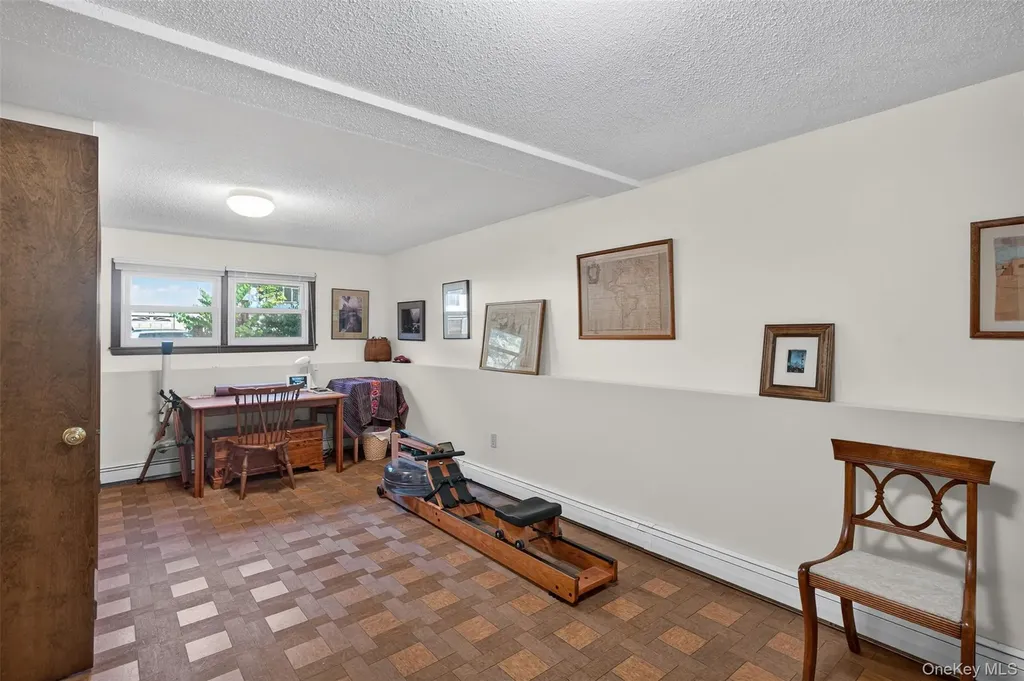 102 Sutton Park Road Poughkeepsie NY 12603