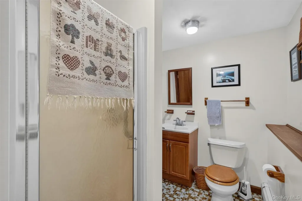 102 Sutton Park Road Poughkeepsie NY 12603
