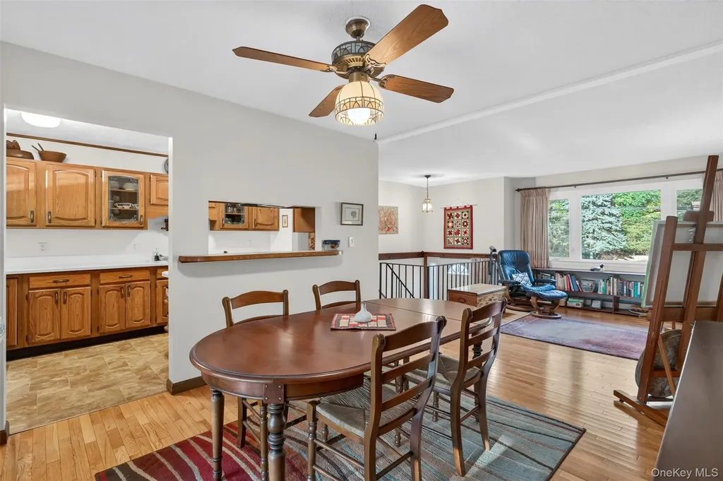 102 Sutton Park Road Poughkeepsie NY 12603