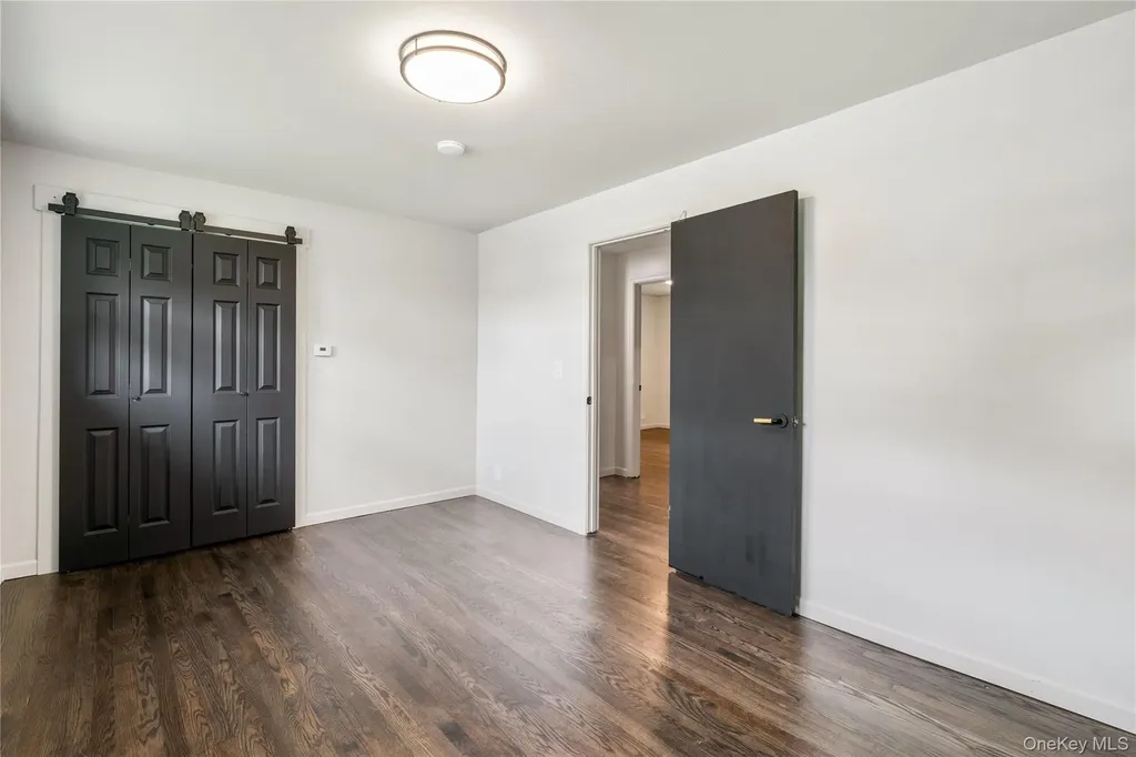 14 Windsor Drive New Windsor NY 12553
