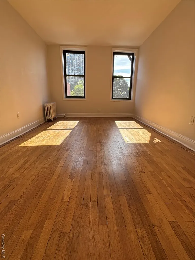 762 Brady Avenue Bronx NY 10462
