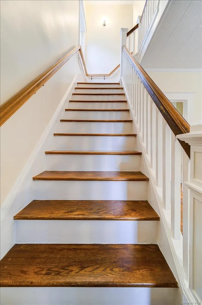 65 Worrall Avenue Poughkeepsie NY 12603