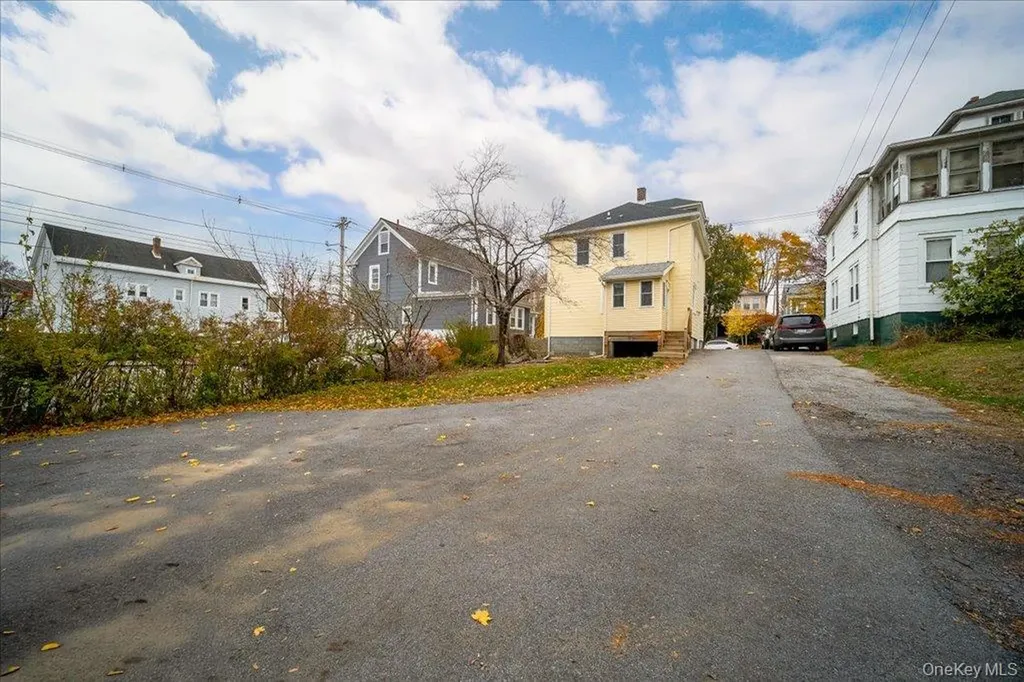 65 Worrall Avenue Poughkeepsie NY 12603