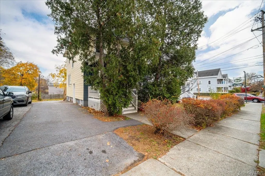 65 Worrall Avenue Poughkeepsie NY 12603