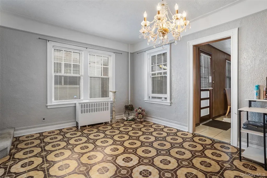2316 Laconia Avenue Bronx NY 10469