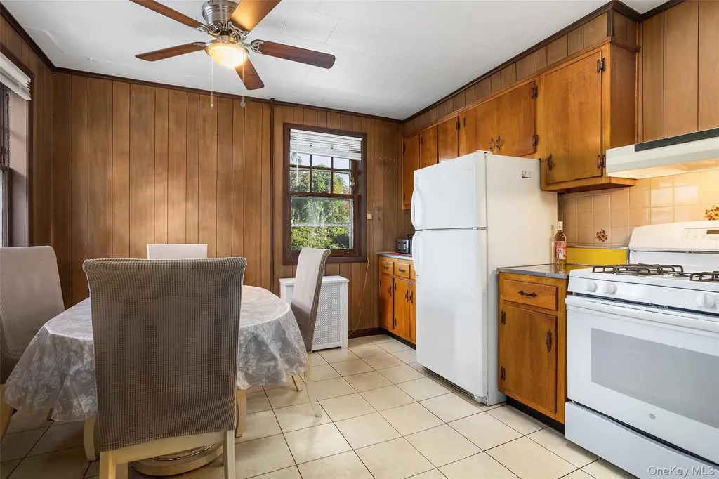 2316 Laconia Avenue Bronx NY 10469