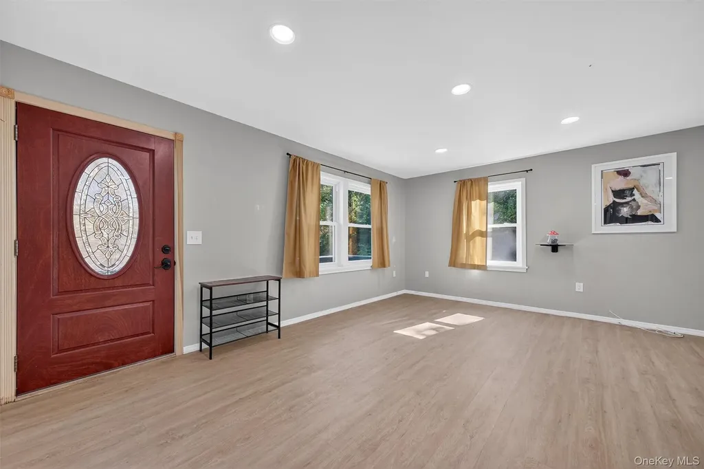 12 3rd Street Milton NY 12547
