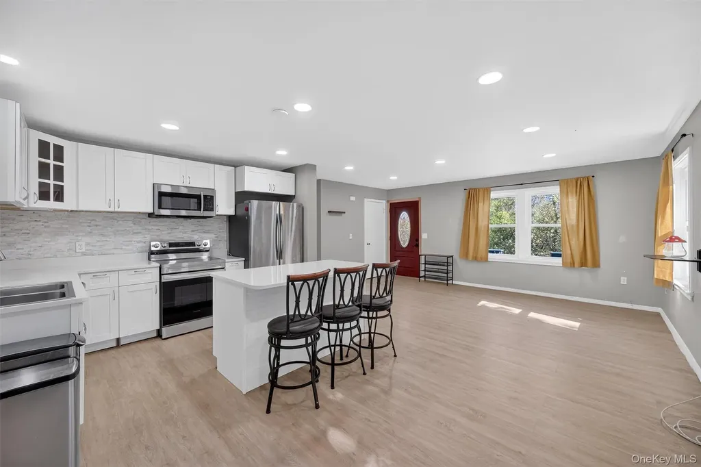 12 3rd Street Milton NY 12547